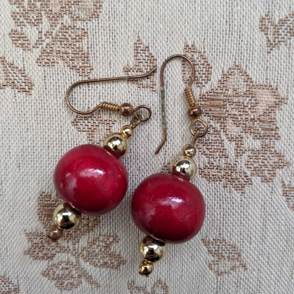 ⚡FREE W BUNDLE⚡ Earrings - Vintage Wooden Balls - Picture 3 of 4
